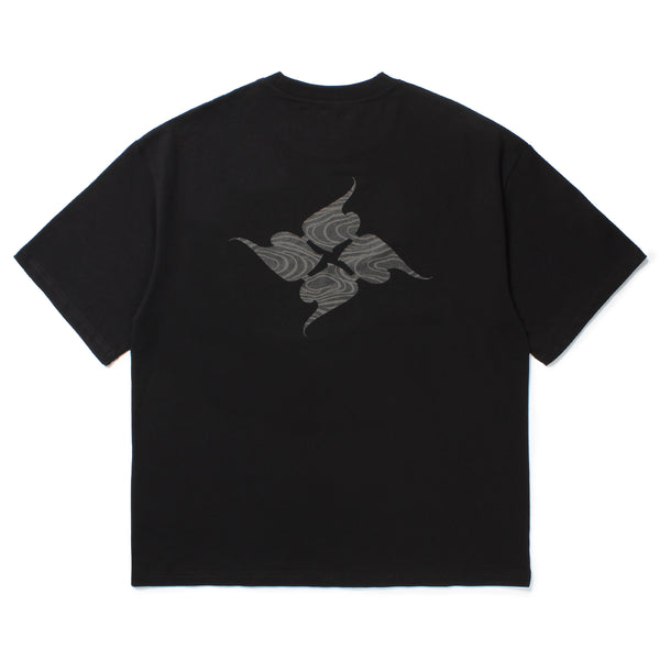 GAKKINx BUDSPOOL AGH 渦風花罰 S/S TEE BLACK – GXX