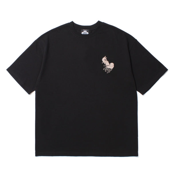 XGALX Dr.WOO KAZUKI KURAISHI Tシャツ ブラック XGALX×Dr.WOO×KAZUKI KURAISHI PROD BY JAKOPS Crew Neck Tee