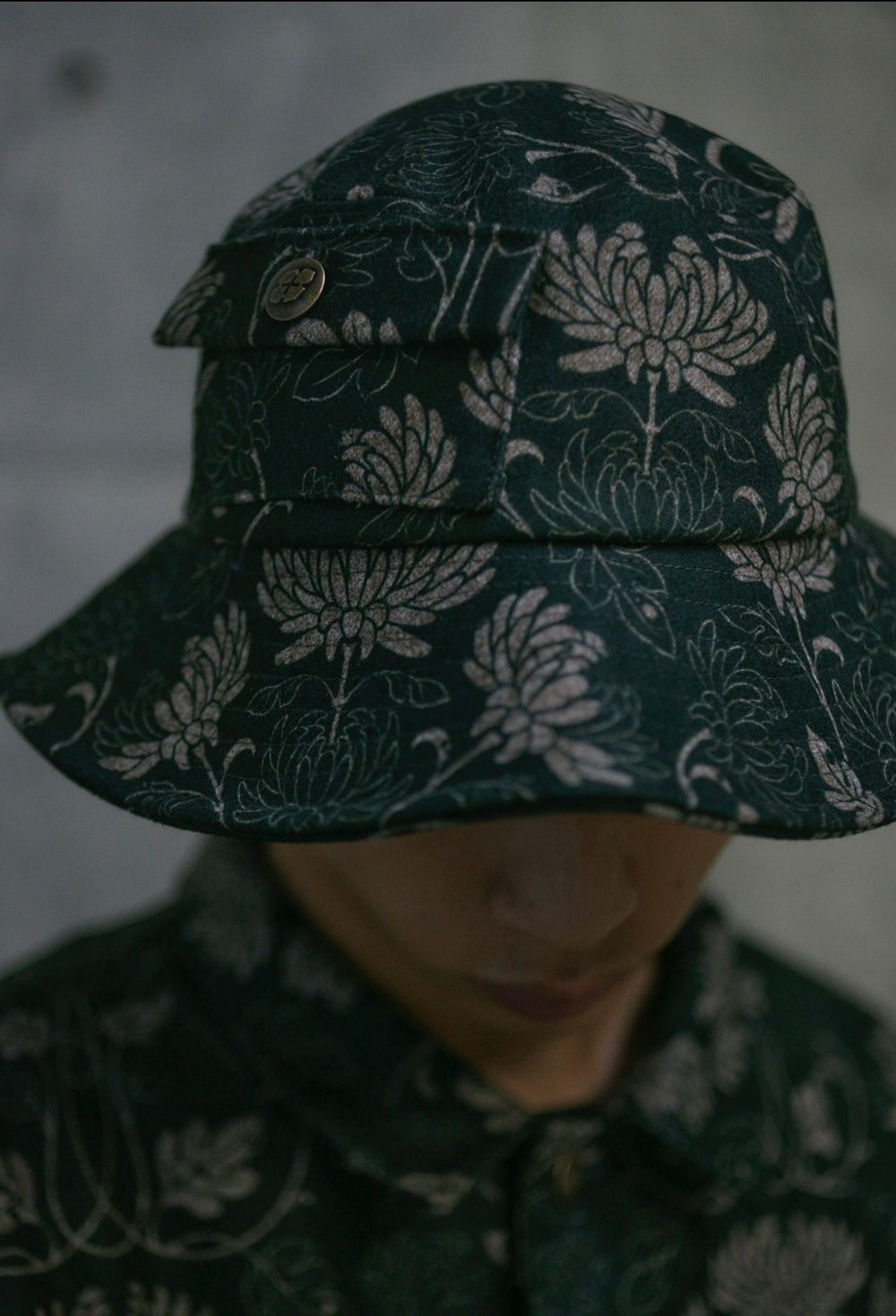 GAKKIN 墨小菊 CHRYSANTHEMUMS MELANGE HAT GAKKIN 墨小菊 CHRYSANTHEMUMS MELANGE HAT
