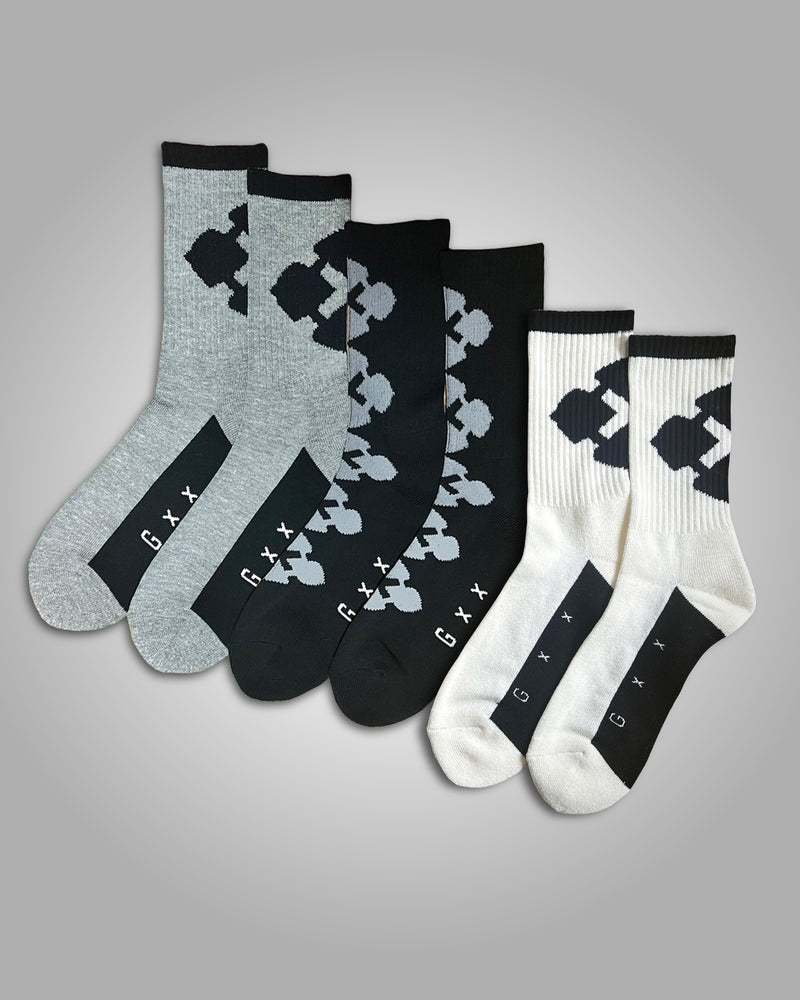 3 PAIRS OF SOCKS