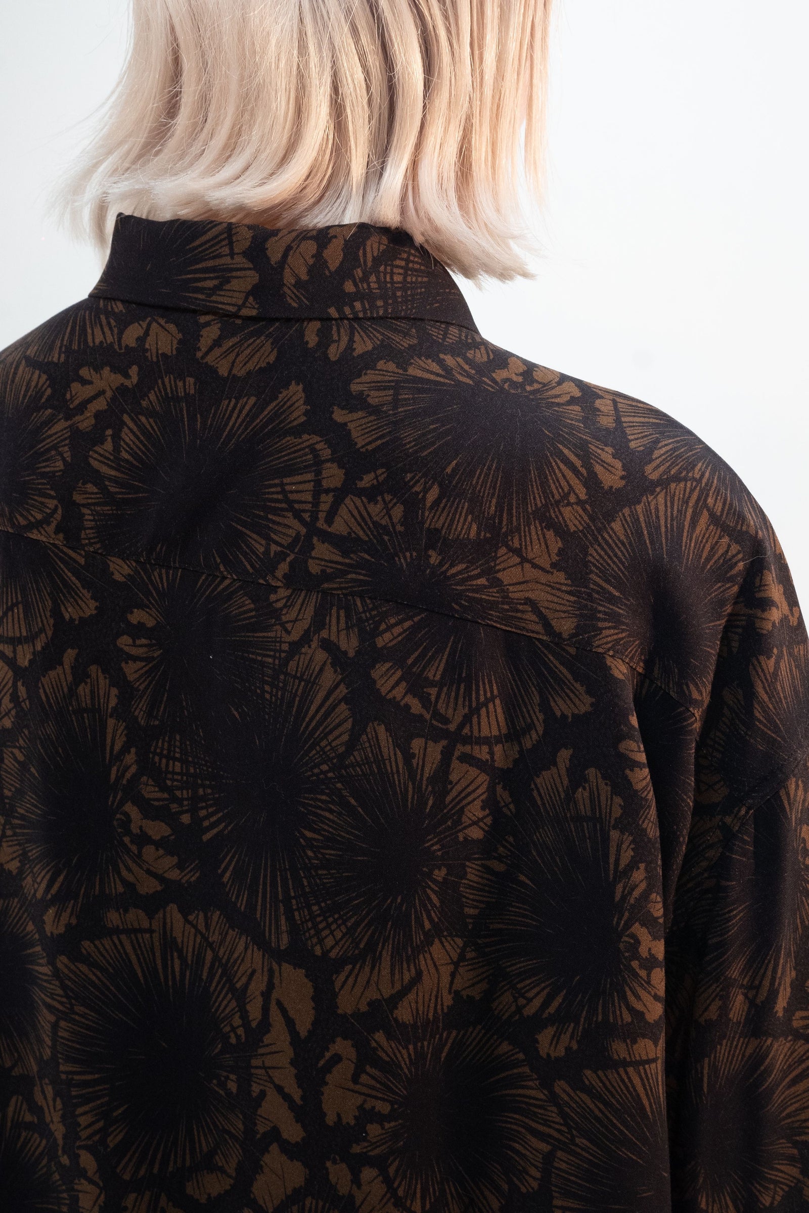 松煙墨 HAWAIIAN SHIRT BROWN – GXX