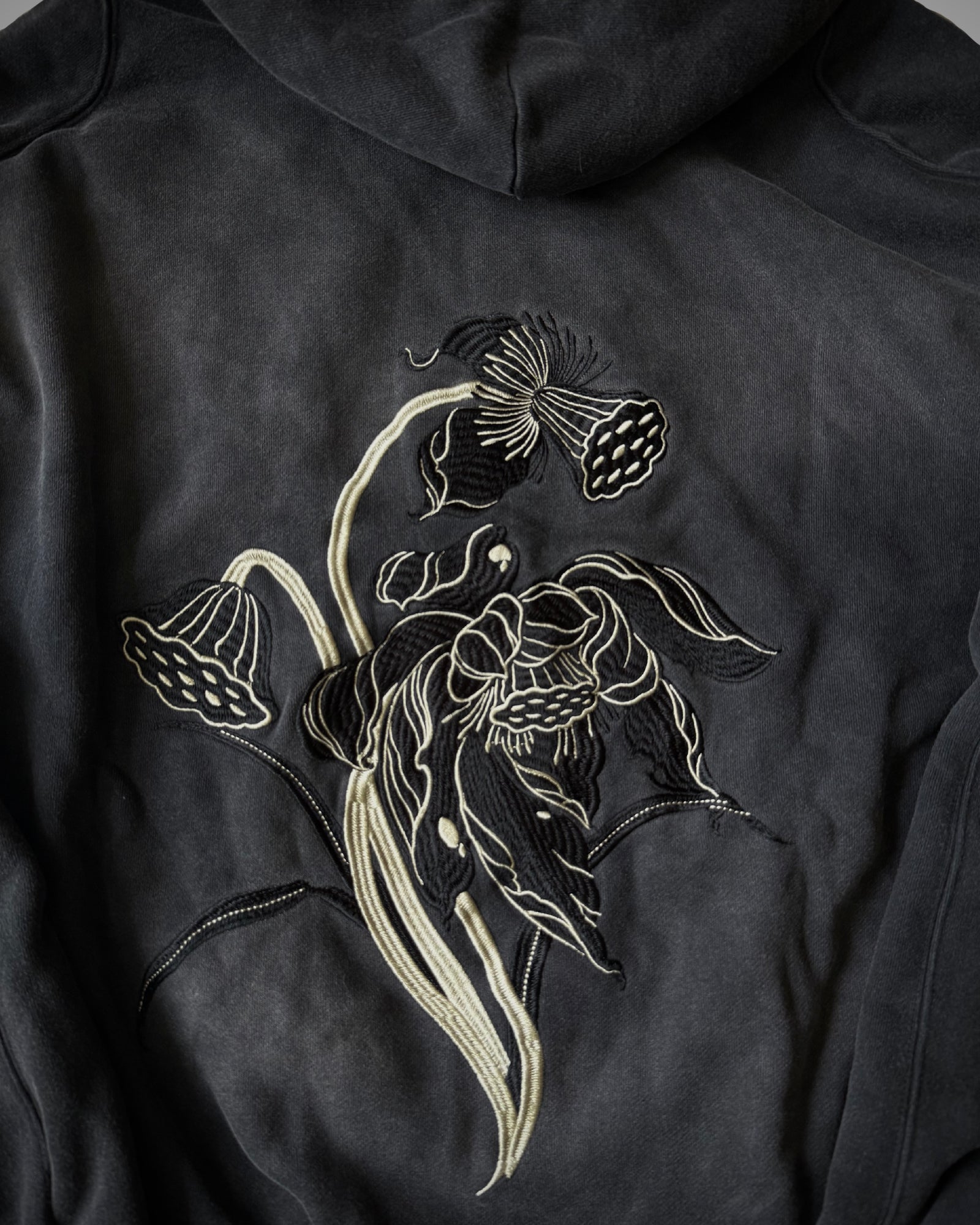 BLACK DEAD LOTUS EMBROIDERY ZIP HOODIE JACKET – GXX
