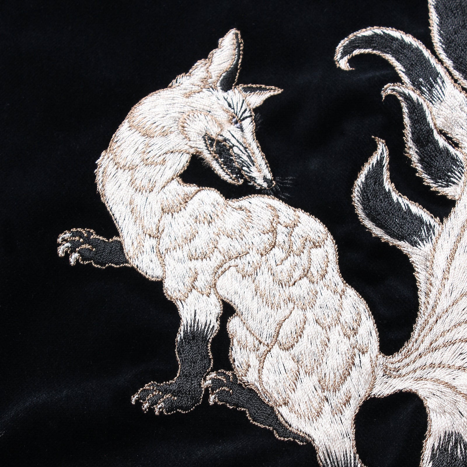 GAKKIN × BUDSPOOL 白墨狐 VELVETEEN SOUVENIR JACKET – GXX