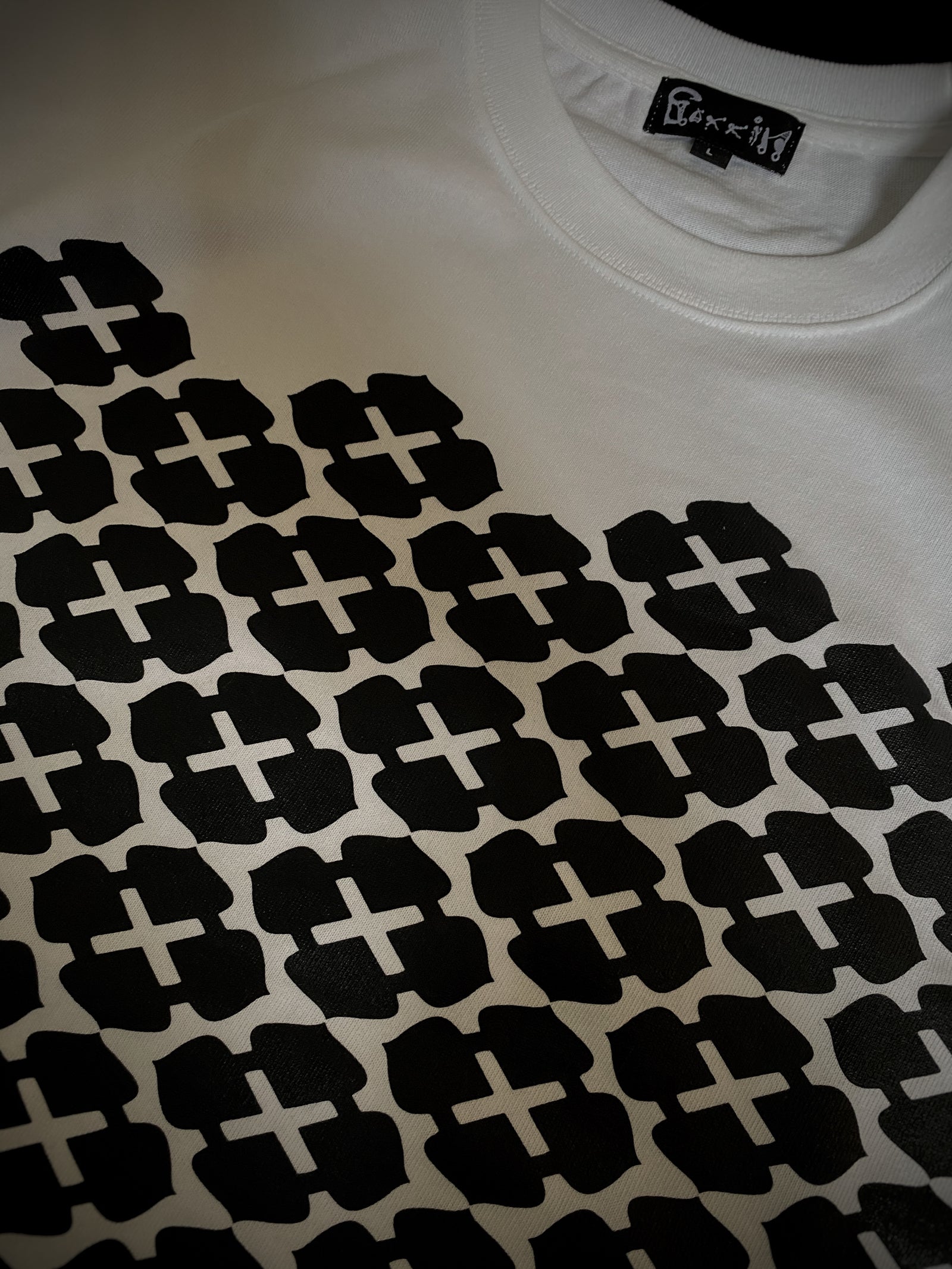 CLASSIC HANABATSU LOGO T SHIRT WHITE – GXX