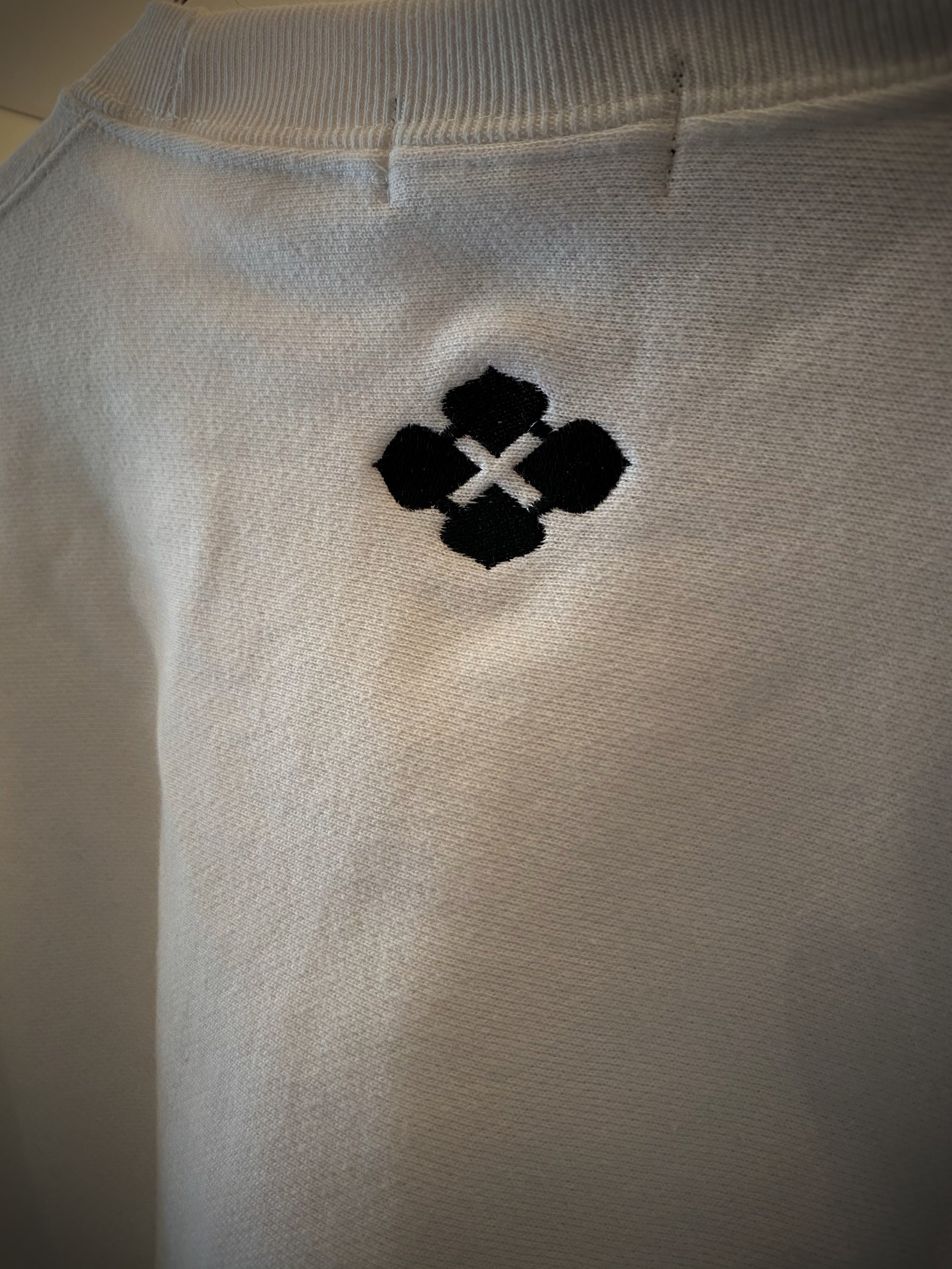 HANABATSU LOGO SWEATER – GXX